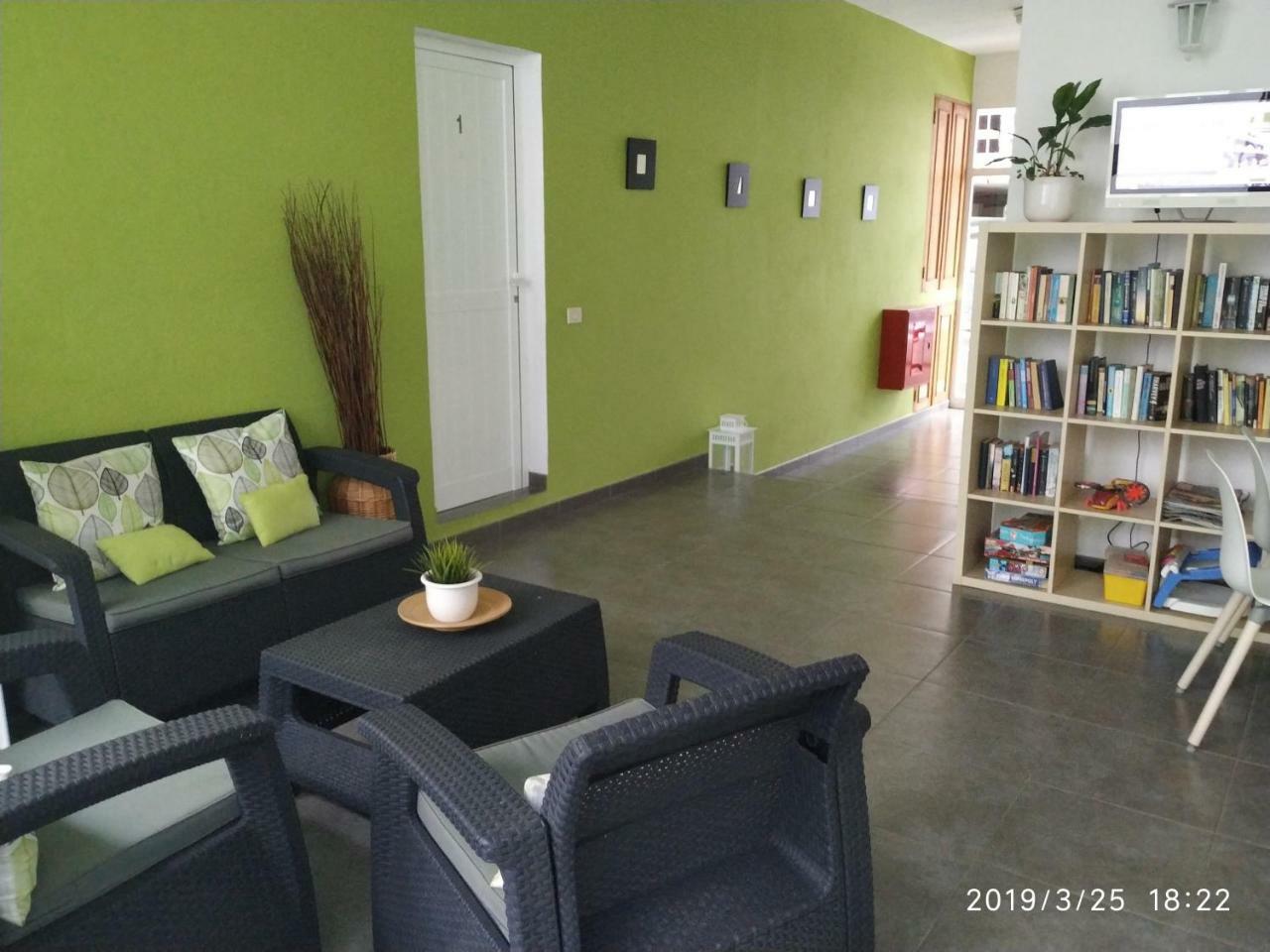 Apartamentos El Patio Los Llanos De Aridane Exterior foto