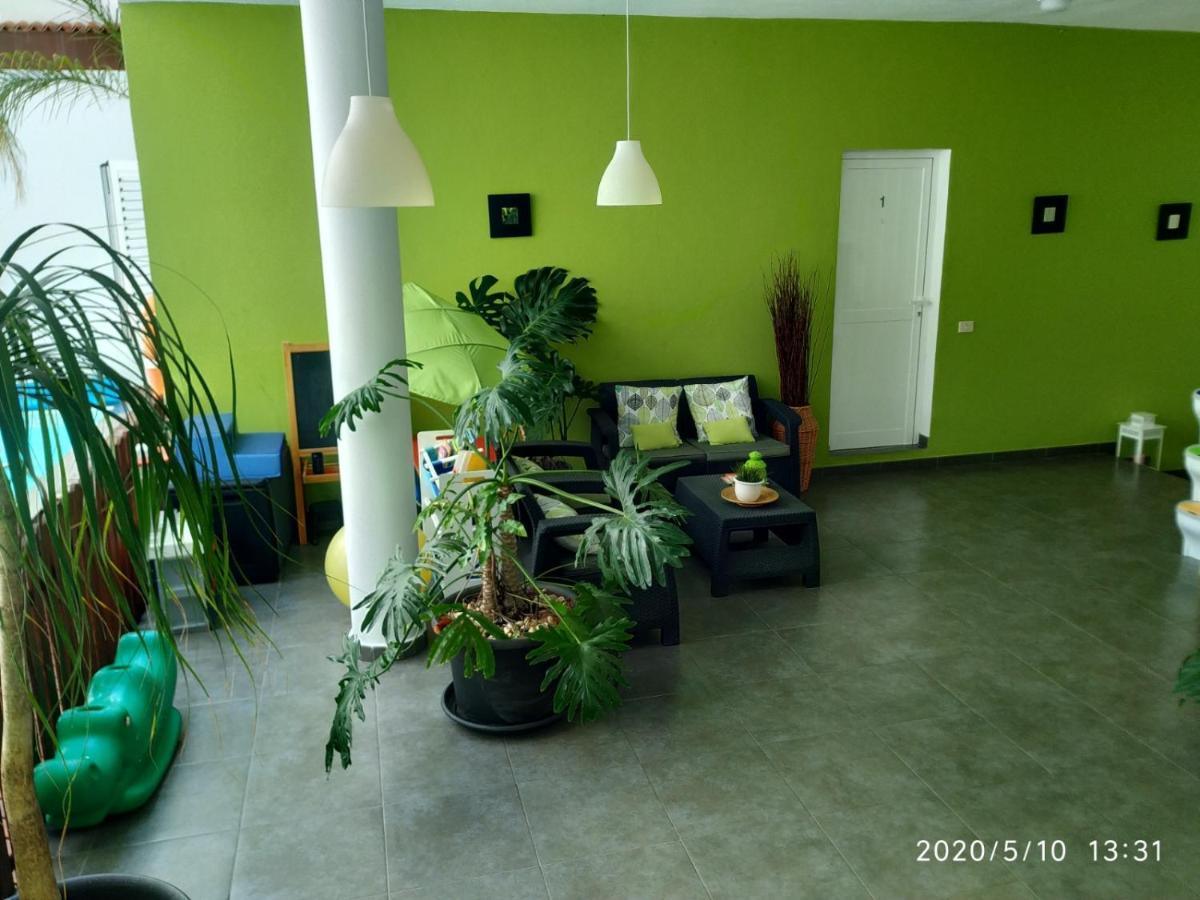 Apartamentos El Patio Los Llanos De Aridane Exterior foto